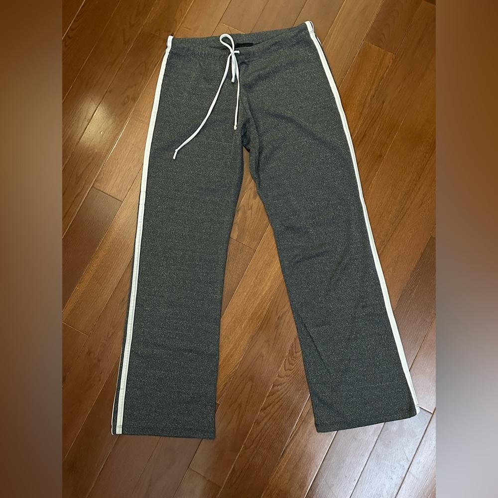 White Moon sweatpants grey with white stripe medium